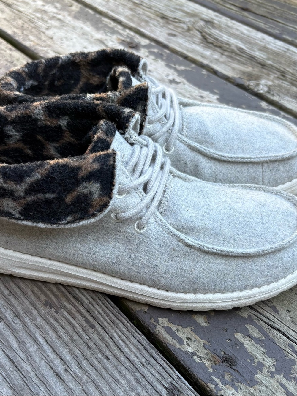 Hey Dude Gray Fold-Down Ankle Boots with Leopard Lining, men’s 7, women’s 8.5